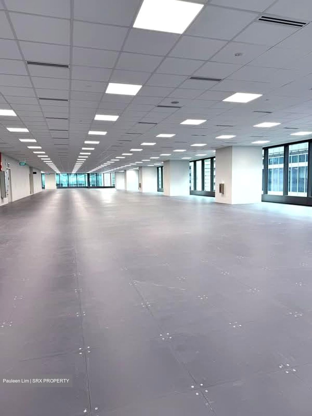 Central Boulevard (D1), Office #588079841